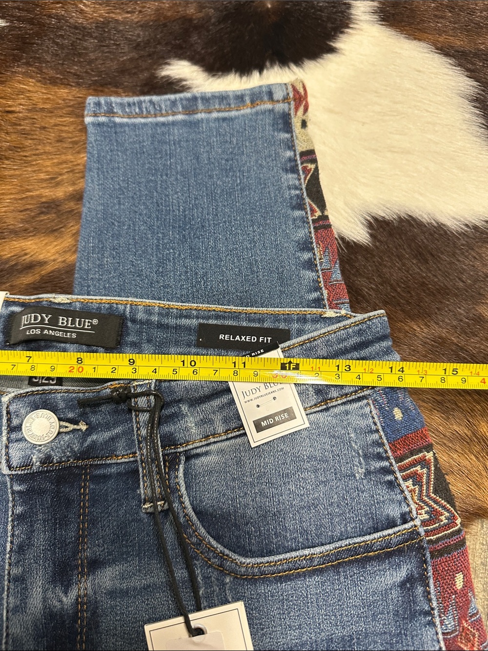 NWT Judy Blue Blue Mid-Rise relaxed mid rise Jeans with Aztec Trim